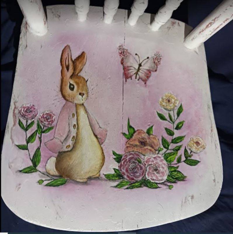 Floppsy Bunny children's chair